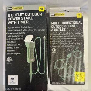 Room Essentials Green 6 Outlet Outdoor Power Stake and Multidirectional 3 Outlet